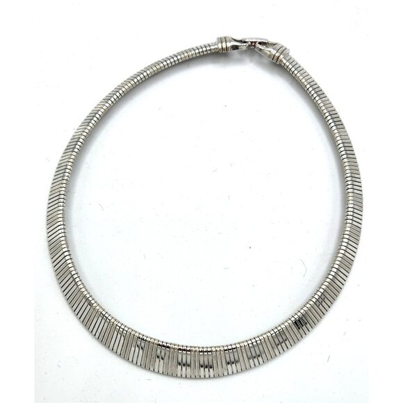 Silvertone Edged Etched Omega Necklace - Vintage - Picture 1 of 2